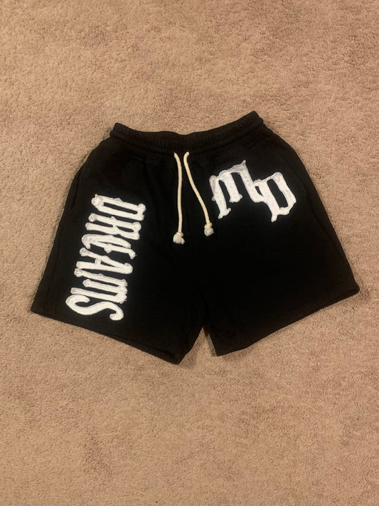 MD shorts (black)